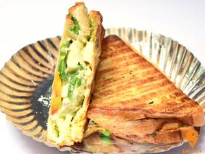 Paneer cheese grilled sandwich
