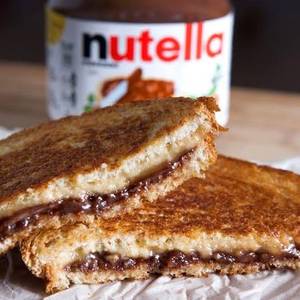Nutella Grilled Sandwich