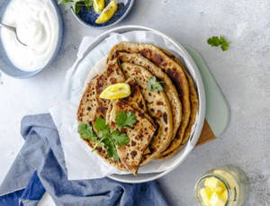 Mix Paratha | Serves 1 |