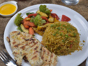 Lemon Butter Grilled Chicken + Brown Rice + Sauteed Veggies Combo