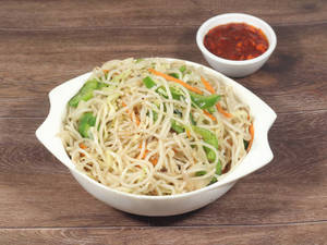 Veg Hakka Noodles 