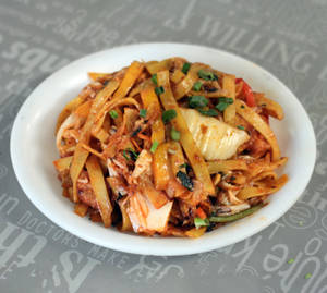 Chicken Hakka Noodles
