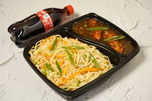Paneer Manchurian Gravy  - Noodles With Softdrink (meal4one)