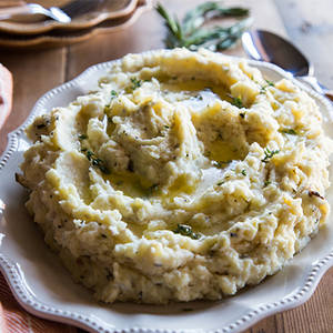 Cream Roasted Garlic And Cheese Mashed Potatoes