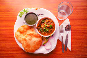 Chole Poori
