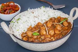 Punjabi Chole Masala With Rice