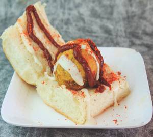 Peri Peri Vada Pav