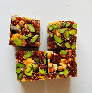 S/f Anjeer Kaju Toast