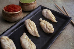 Paneer Momos Steamed