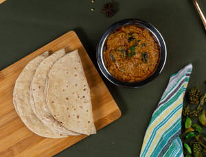 Bhindi Masala And 3 Phulka Rotis