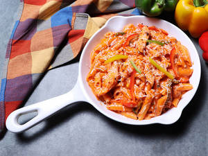 Chicken Red Sauce Pasta