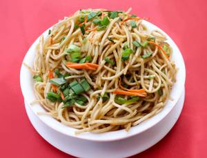 Veg Hakka Noodles