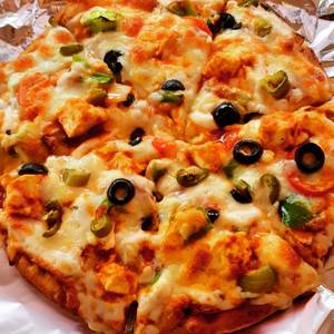 Tandoori Paneer Pizza