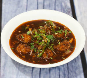 Veg Manchurian Gravy (10 Pc.)