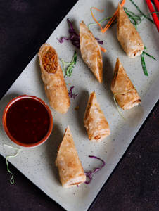 Vegetable Spring Roll [ 8 Pieces ]