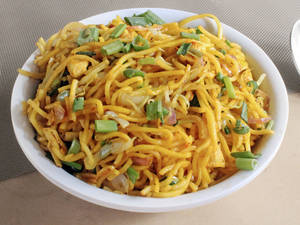 Chicken Hong Kong Noodles