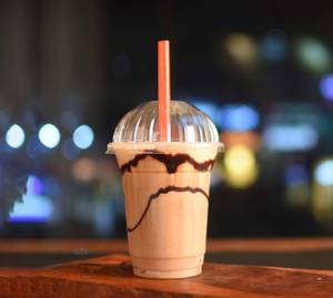 Sitafal Milkshake with Ice cream
