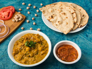 Chana Masala with 2 Tandoori Roti