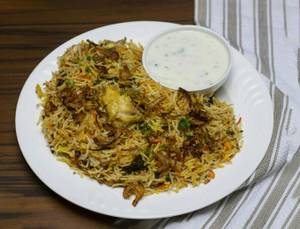 Chicken Dum Biryani With Gravy And Boondi Raita