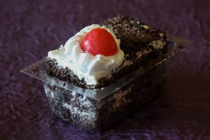 Black Forest Pastry Mini