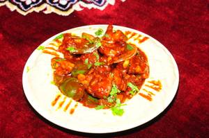 Hummus-e-chilly Chicken