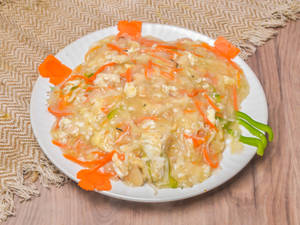 Egg Chicken Gravy Chow mein