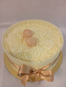 Exotic Litchi Cake 1.2kg