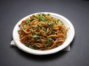 Veg Hakka Noodles