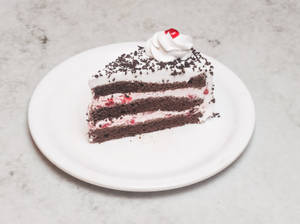 Black Forest Pastry (Eggless)