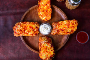 Cheese Chilly G Bread [4 Pc]