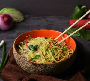 Veg Hakka Noodles 