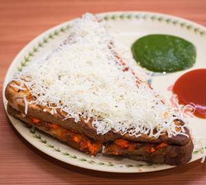 Veg Paneer Cheese Grill Sandwich