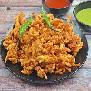 Kanda Bhaji Plate