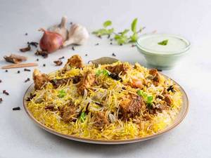 Hyderabadi Dum Chicken Biryani (Boneless) (Spicy) - Serves 1