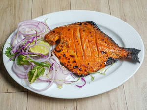 Lasooni Pomfret Tandoori