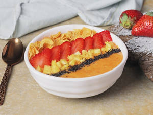 Tropical Smoothie Bowl