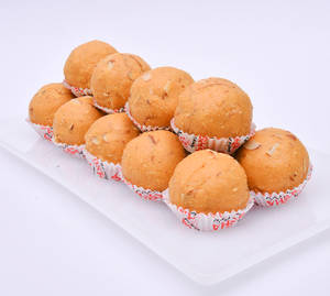 Besan Laddu