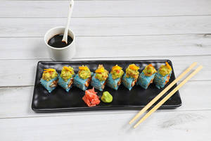 Salmon Blue Rice Sushi ( 8 Pcs )