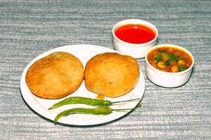 Chole Kachori