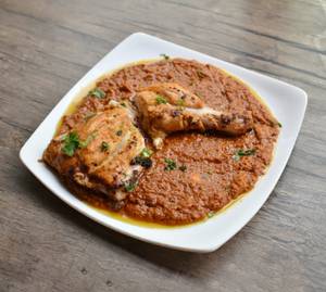 Chicken Butter Masala + 1 butter naan