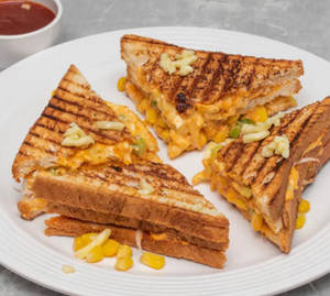 Tandoori Pizza Club Sandwich  