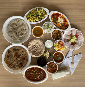 Special Kathiyawadi Family Pack