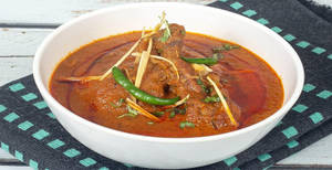 Chicken Kolhapuri Rassa