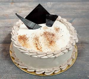Tiramisu Cake