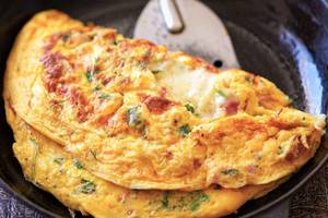 Bacon Cheddar Omelette