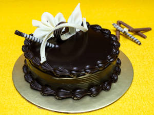 500gm Chocolate Ganache Cake - Eggless