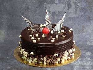 Eggless Choco Chips Cake 