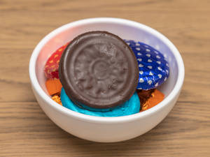 Chocolates Biscuits