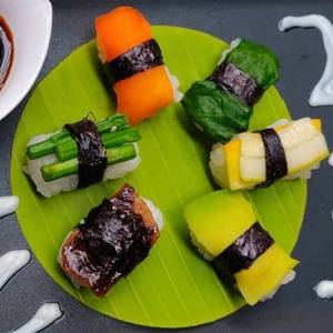 Mixed Veg Nigiri (10 Pcs)