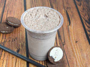 Oreo Shake [Serves 1]
